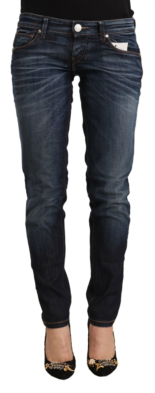 Acht Blaue Skinny Denim Jeans aus gewaschener Baumwolle mit niedriger Taille