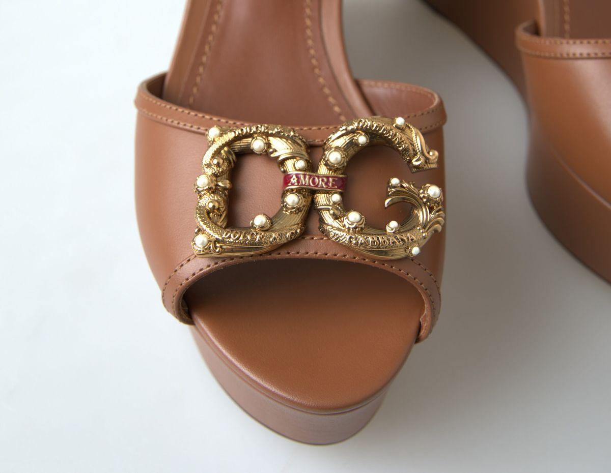 Dolce & Gabbana Braunes Leder AMORE Wedges Sandalen Schuhe