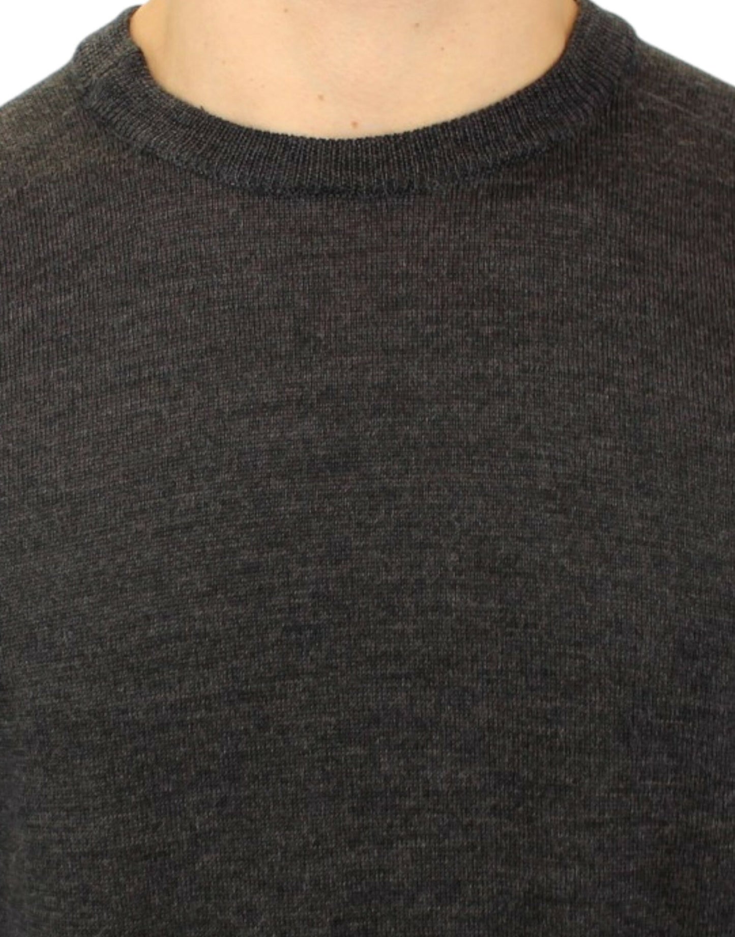 Costume National Grauer Pullover mit Rundhalsausschnitt