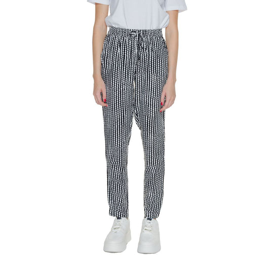Only Schwarze Viskosehose