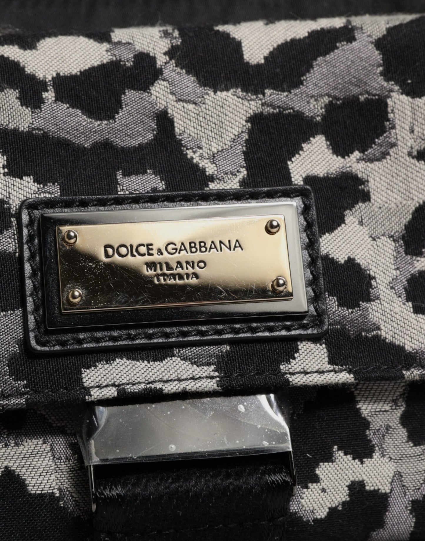 Dolce & Gabbana Multicolor Leopard Jacquard Crossbody Tasche