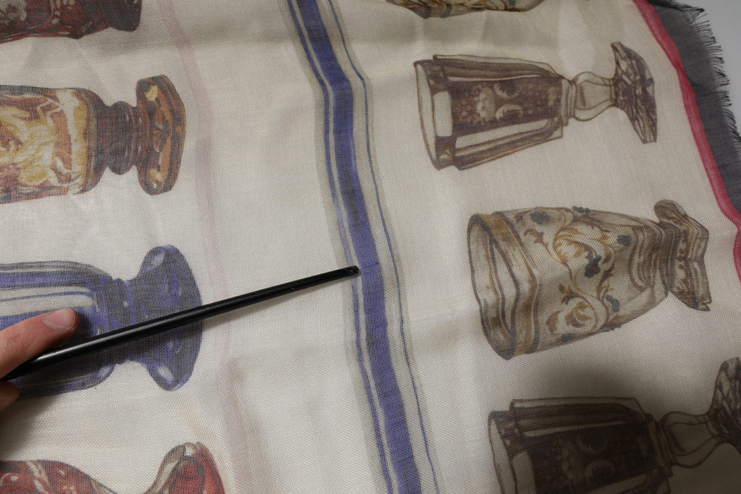 Dolce & Gabbana Multicolor Glas Kaschmir Foulard-Schal