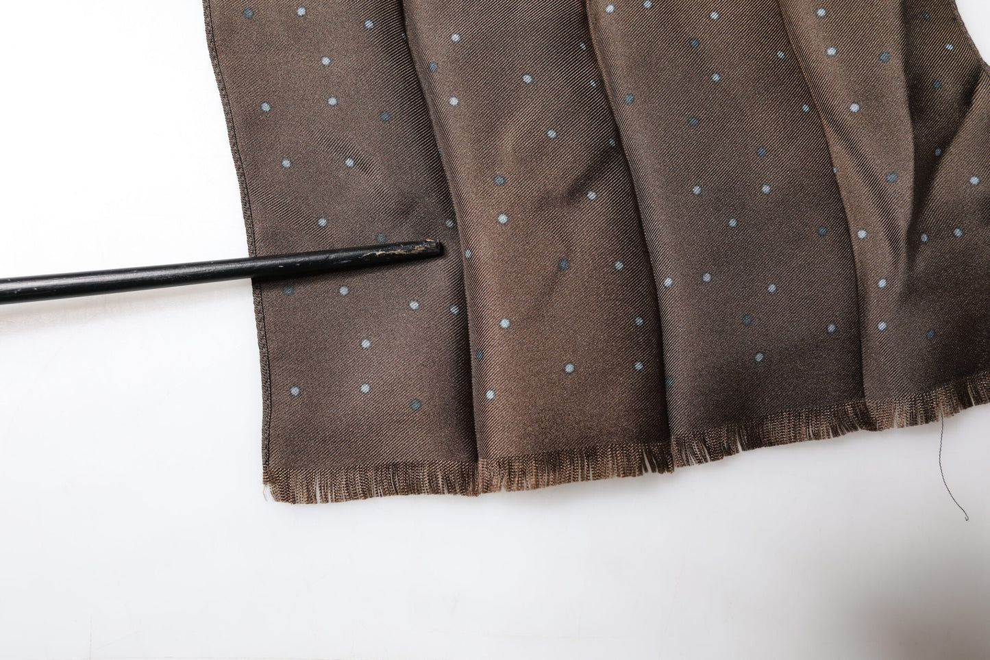 Dolce & Gabbana Brauner Fantasy Seidenhalstuchschal