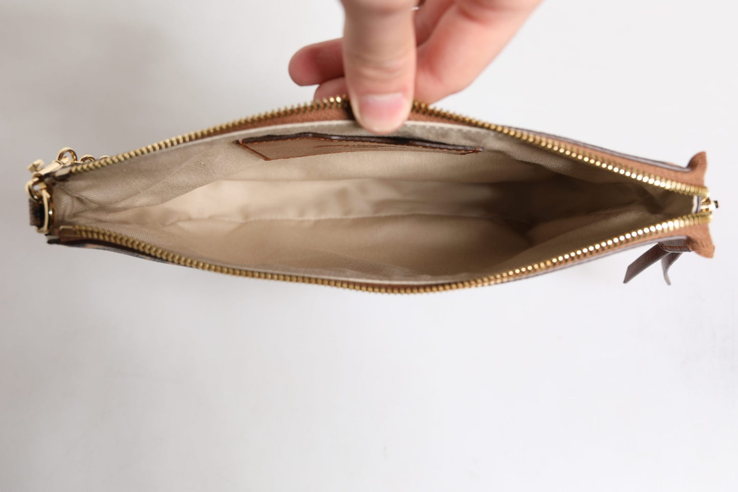 Dolce & Gabbana Braune Leopardenleder-Schultertasche mit Kettenriemen