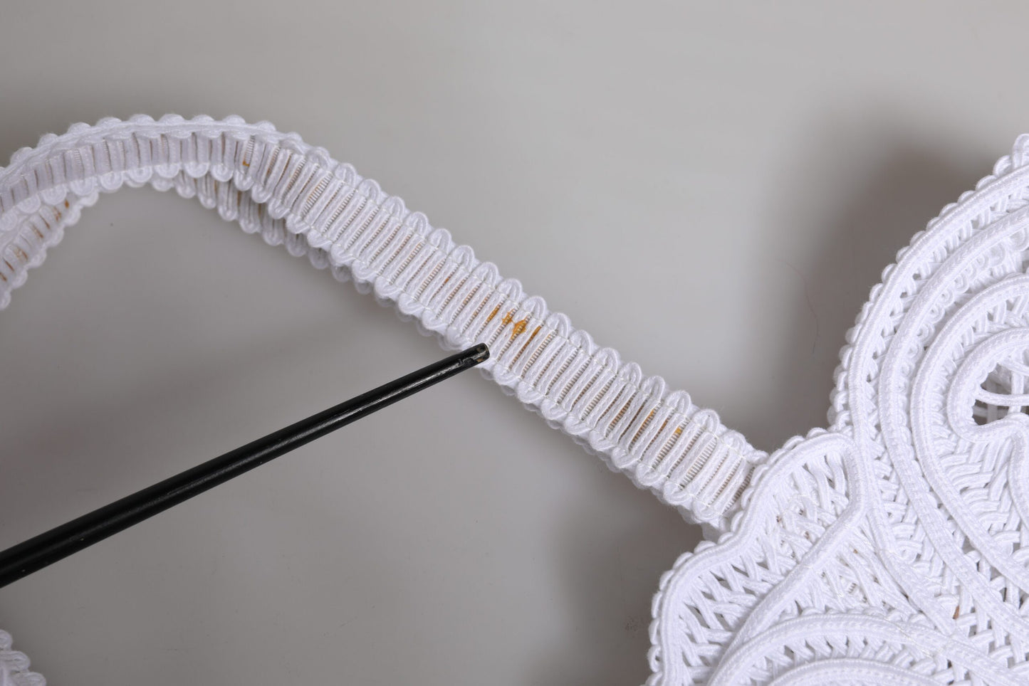 Dolce & Gabbana Weiß Cordonetto Spitze Beatrice Tote Einkaufstasche