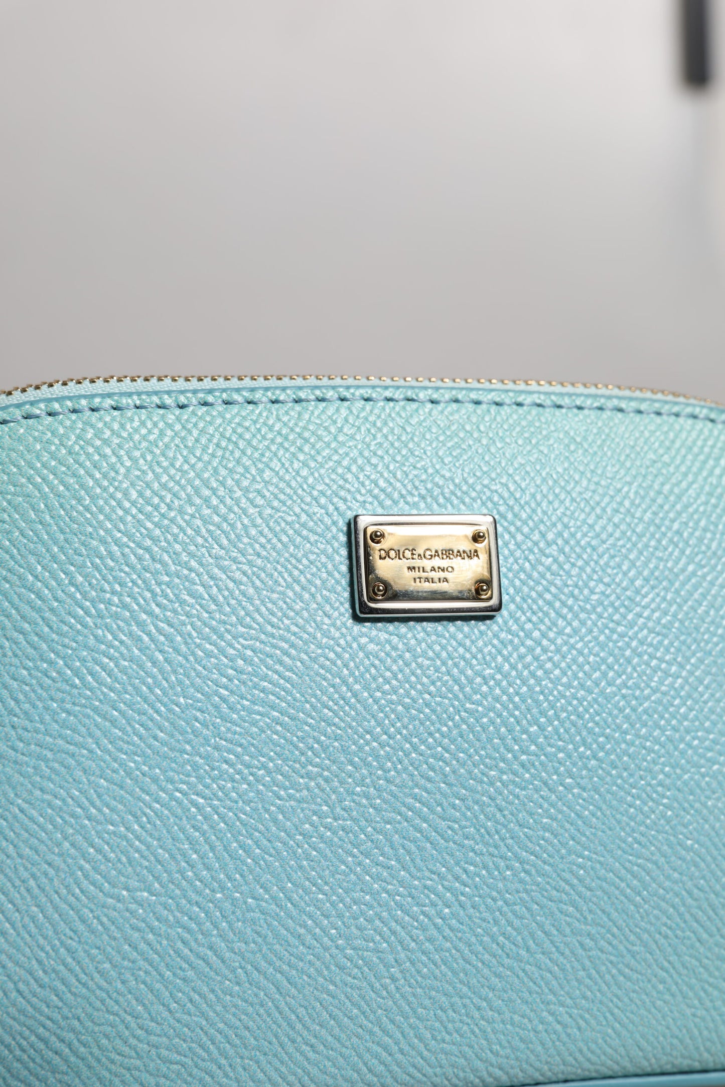 Dolce & Gabbana Hellblaue Lederhandtasche Clutch Mini Purse Pouch Bag