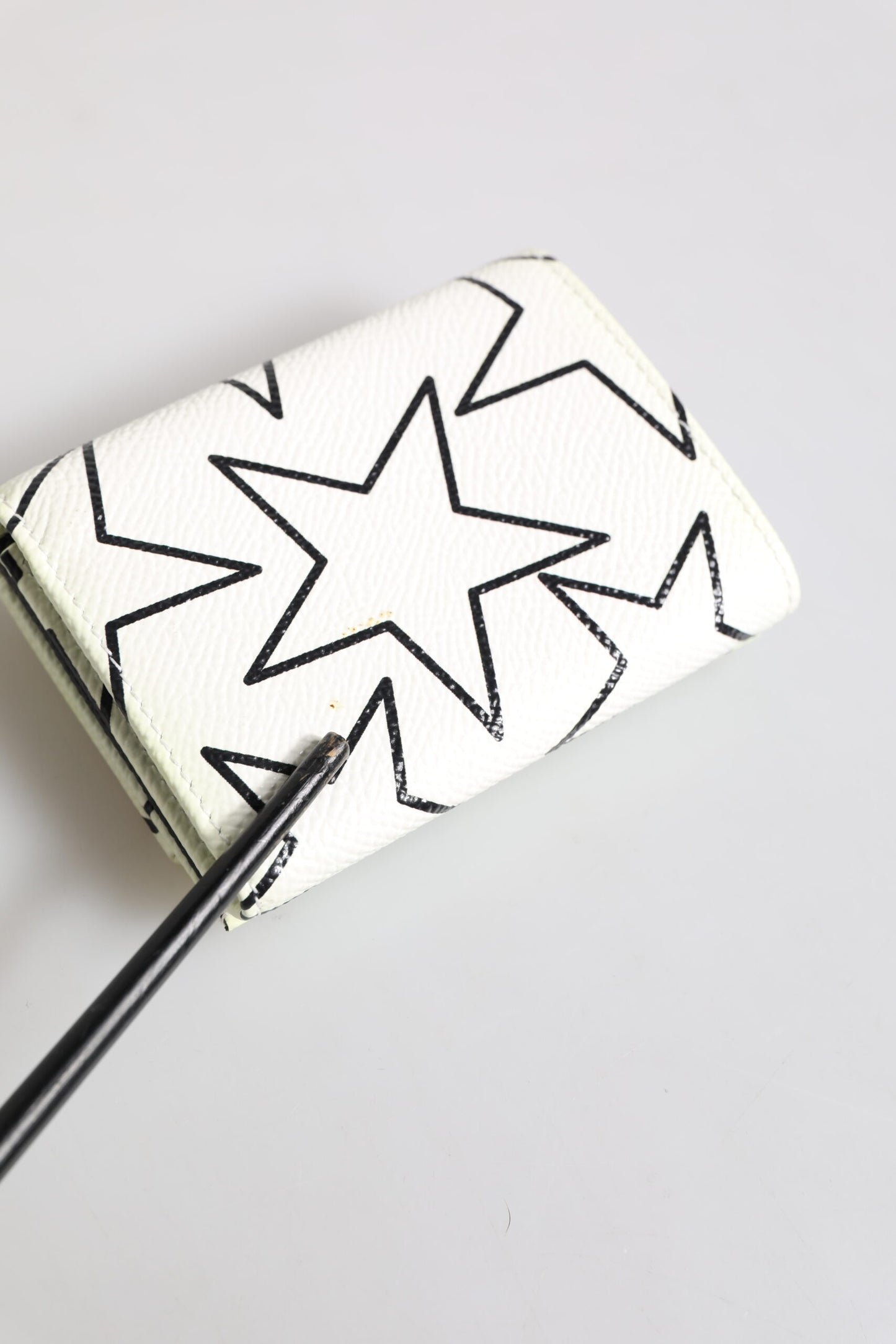 Dolce & Gabbana Weißes Leder Trifold DG Star Print Karteninhaber Brieftasche