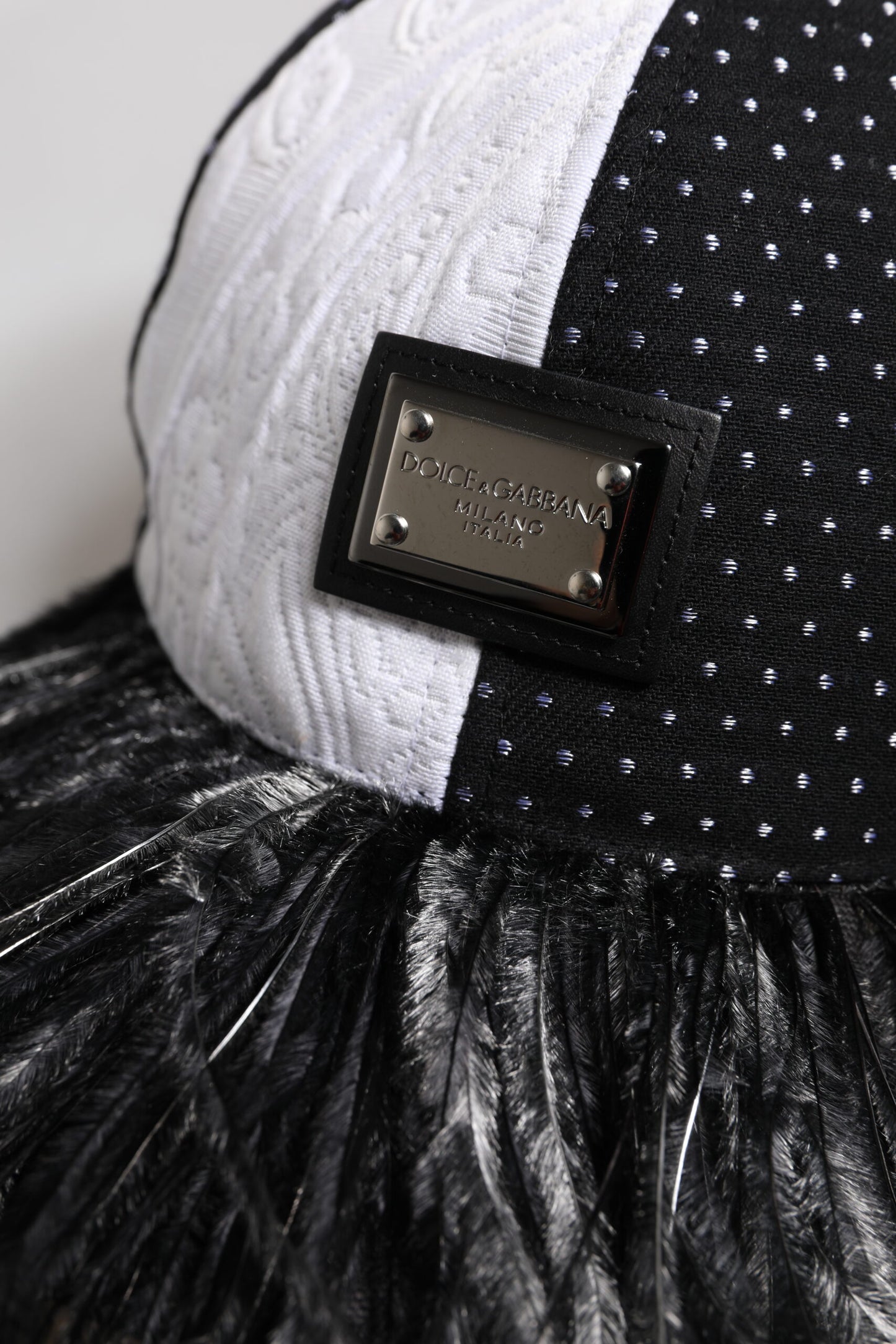 Dolce & Gabbana Weiß Schwarz Polka Dot Federn Baseballmütze