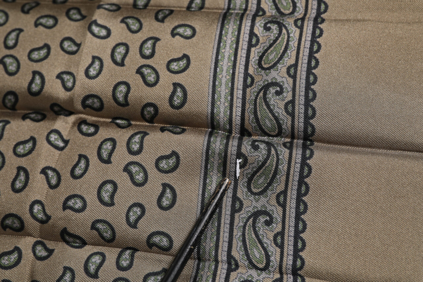 Dolce & Gabbana Brauner bedruckter Halswärmer für Männer Foulard-Schal