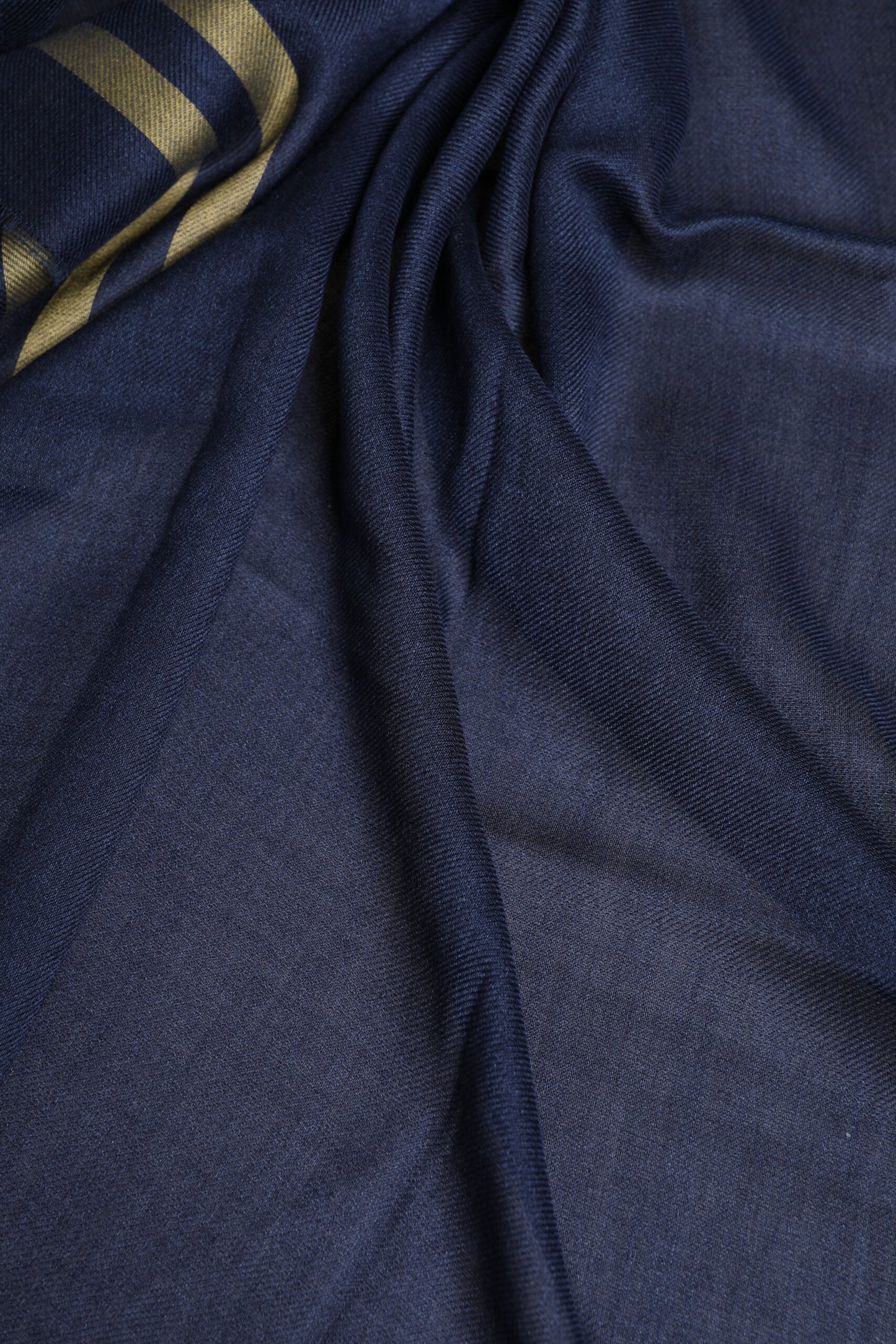 Dolce & Gabbana Blauer Kaschmir-Halswärmer Wickel-Schal-Schal