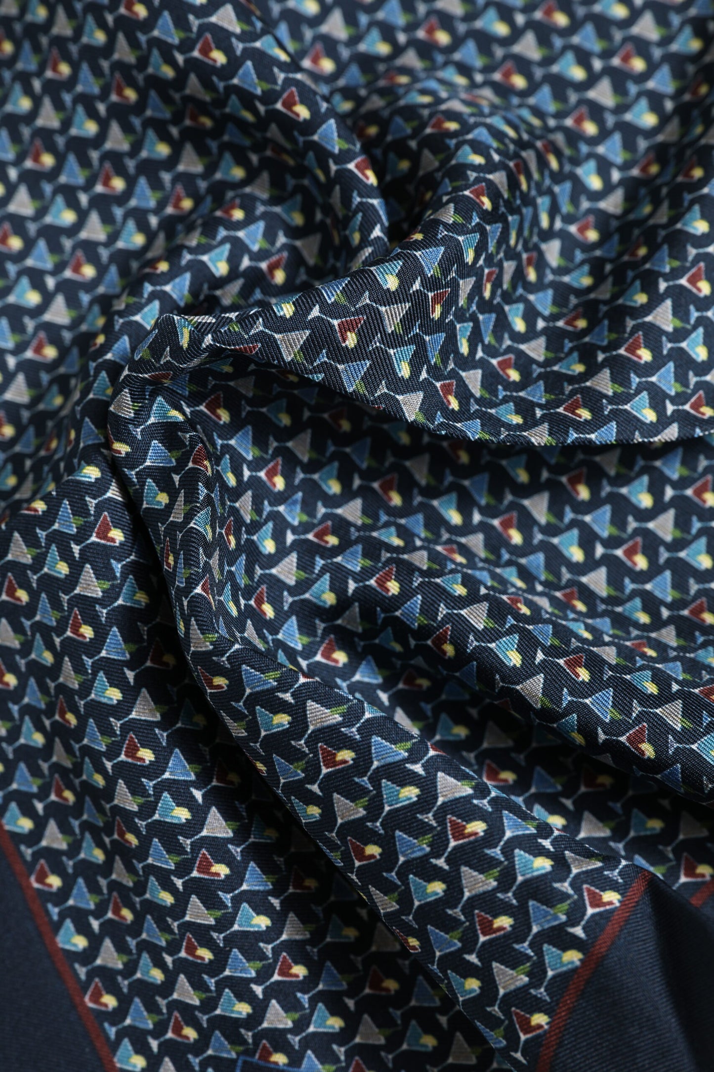 Dolce & Gabbana Quadratischer Foulardschal aus blauer Cocktailseide