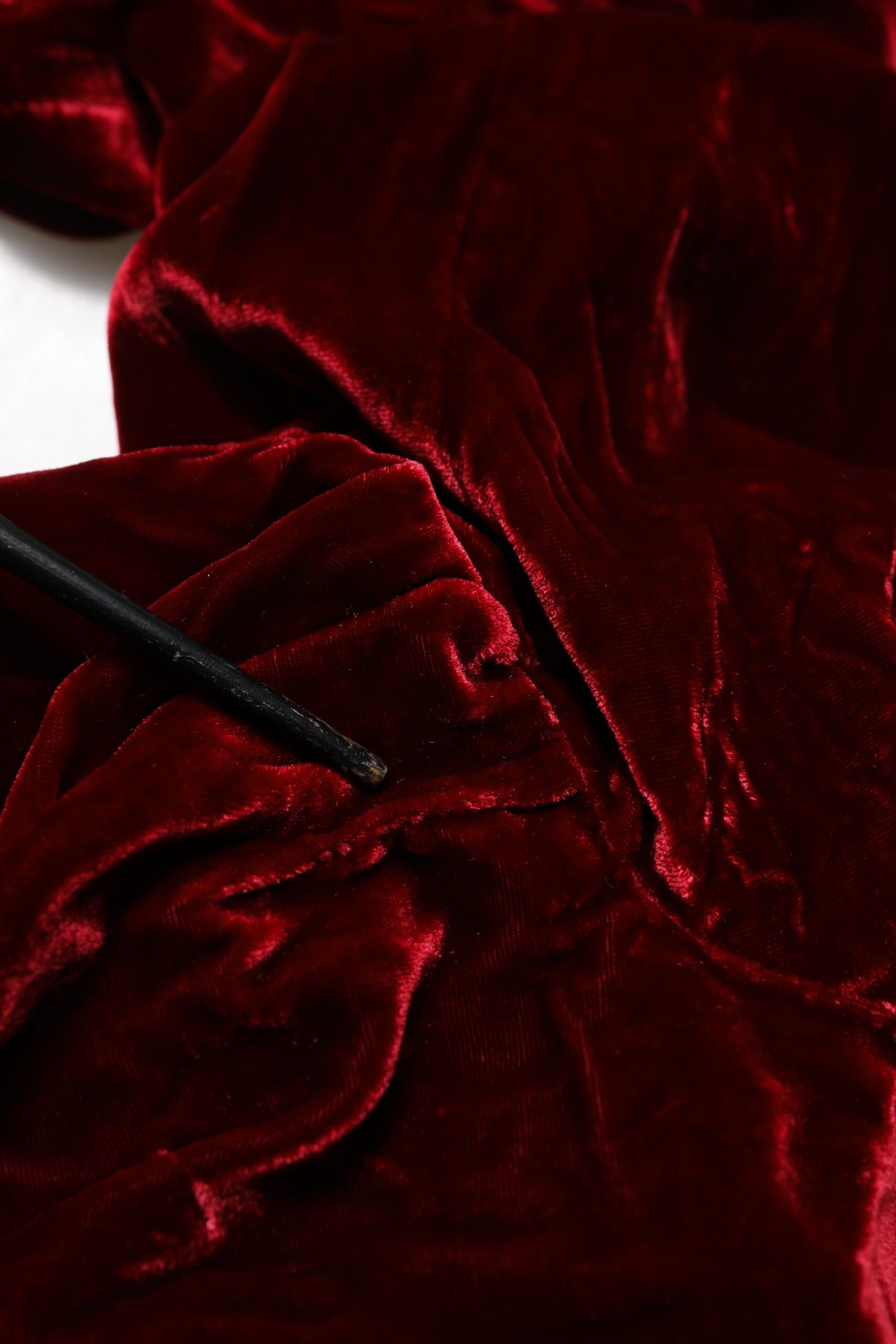 Dolce & Gabbana Rote Viskose DG Logo Mid Waist Hose