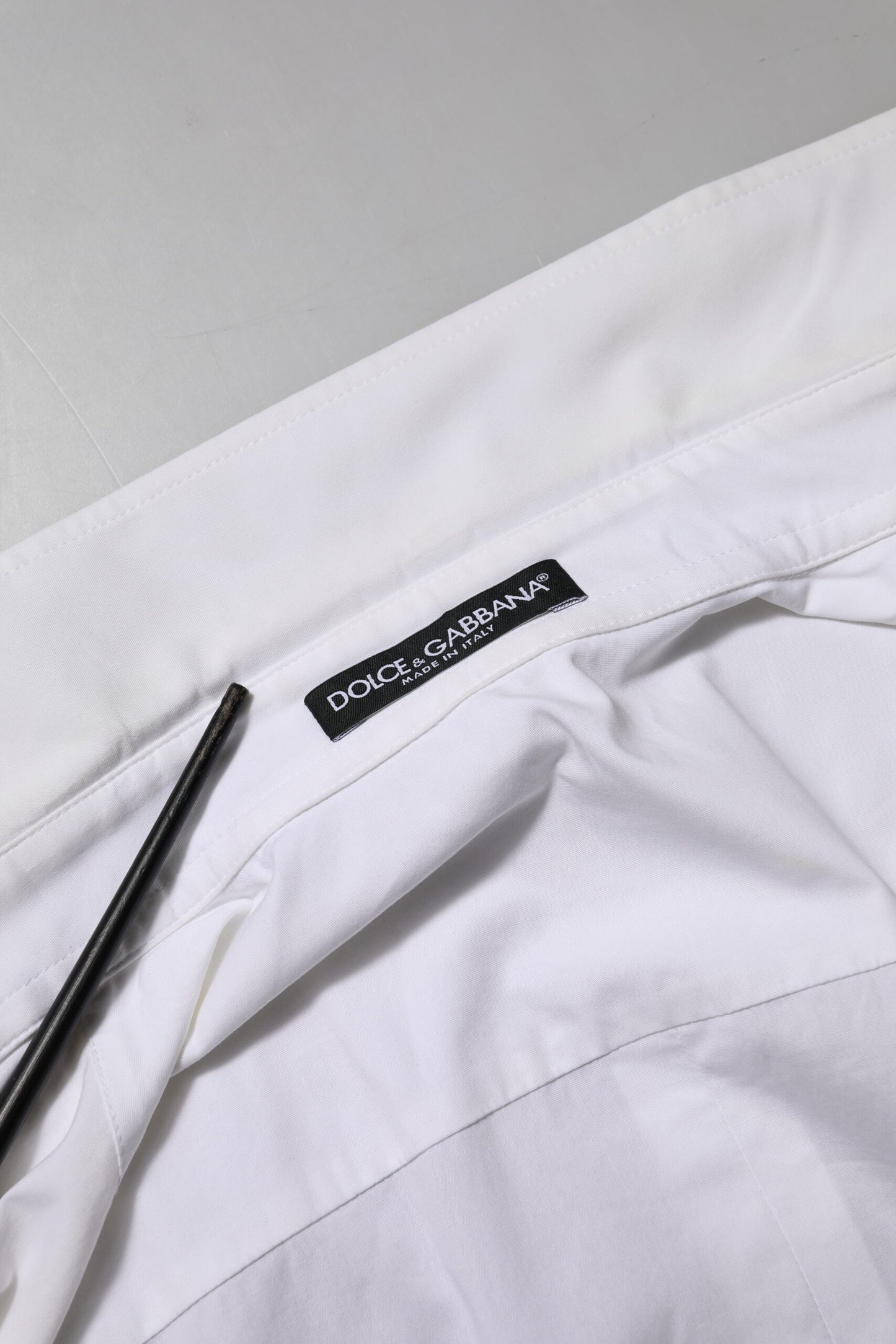 Dolce & Gabbana Weißes Baumwollhemd mit langen Ärmeln und Kragen