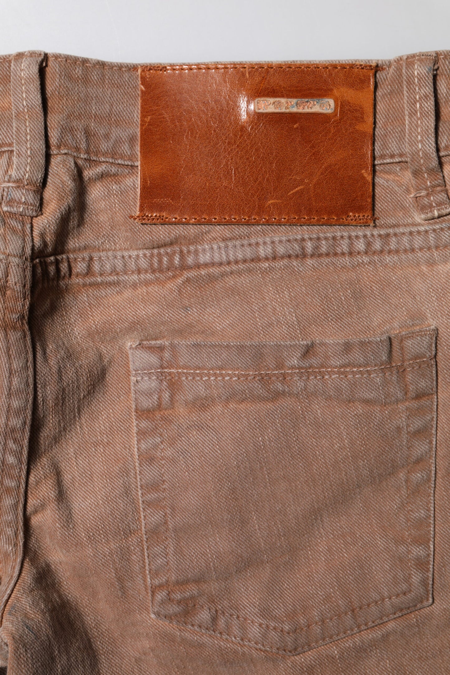 Acht Braune Slim Fit Denim Jeans mit niedriger Taille aus Baumwolle
