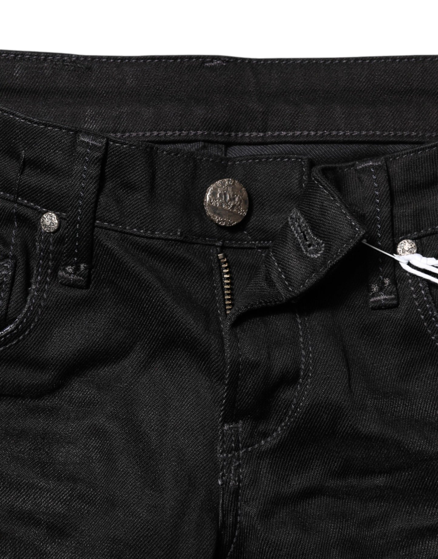 Acht Schwarze Slim Fit Denim-Jeans mit niedriger Taille aus Baumwolle