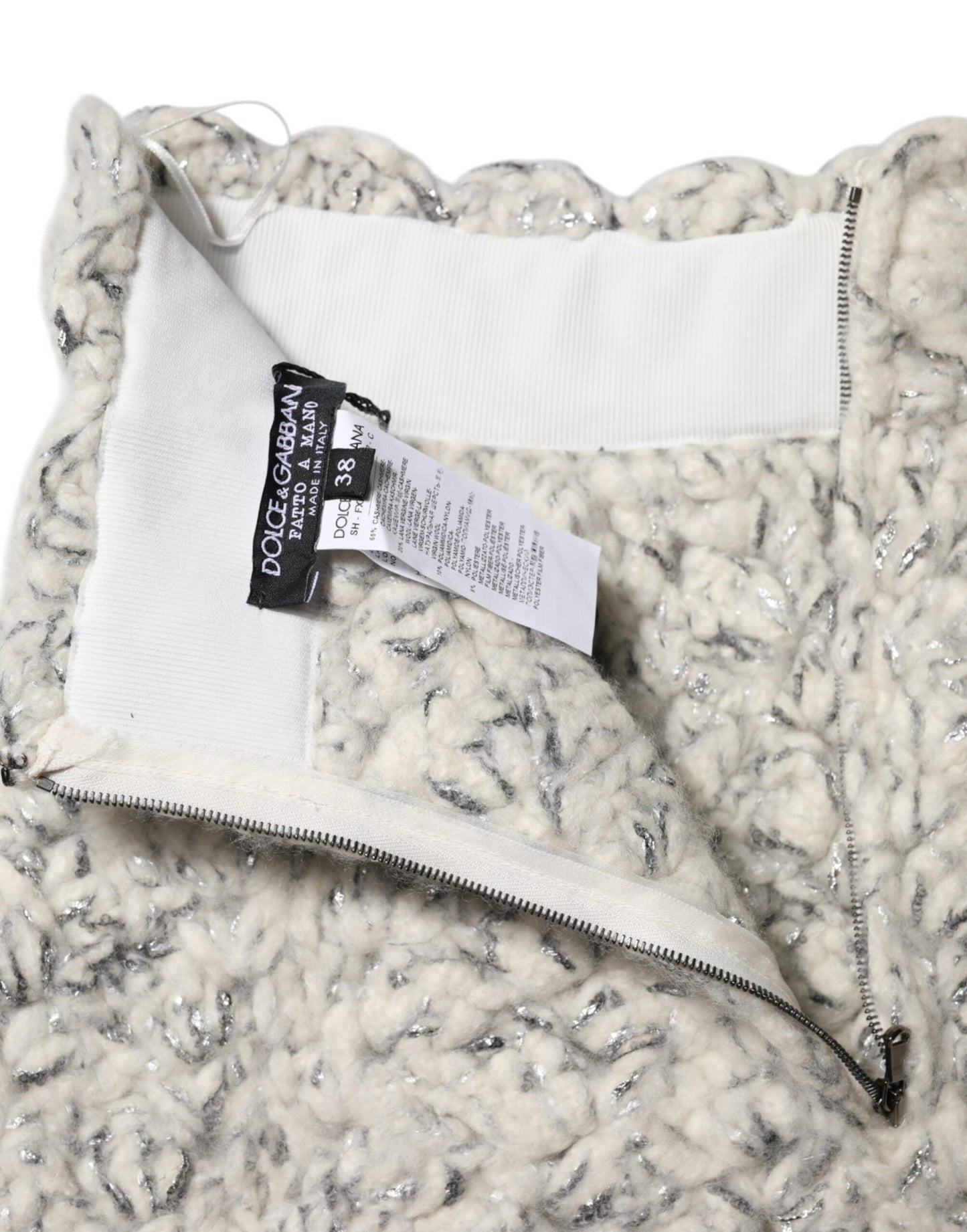 Dolce & Gabbana Metallische Bouclé-Strick-Kaschmir-Krawatten-Shorts