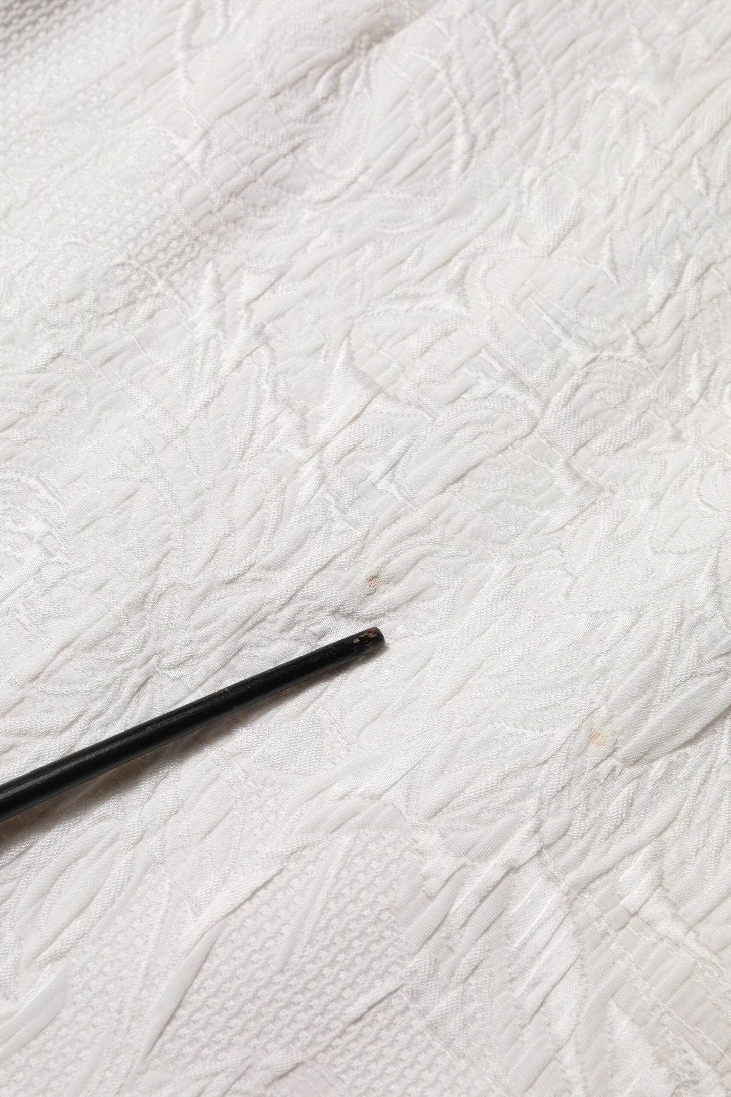 Dolce & Gabbana Weißer geblümter Brokatrock in A-Linie mit hoher Taille