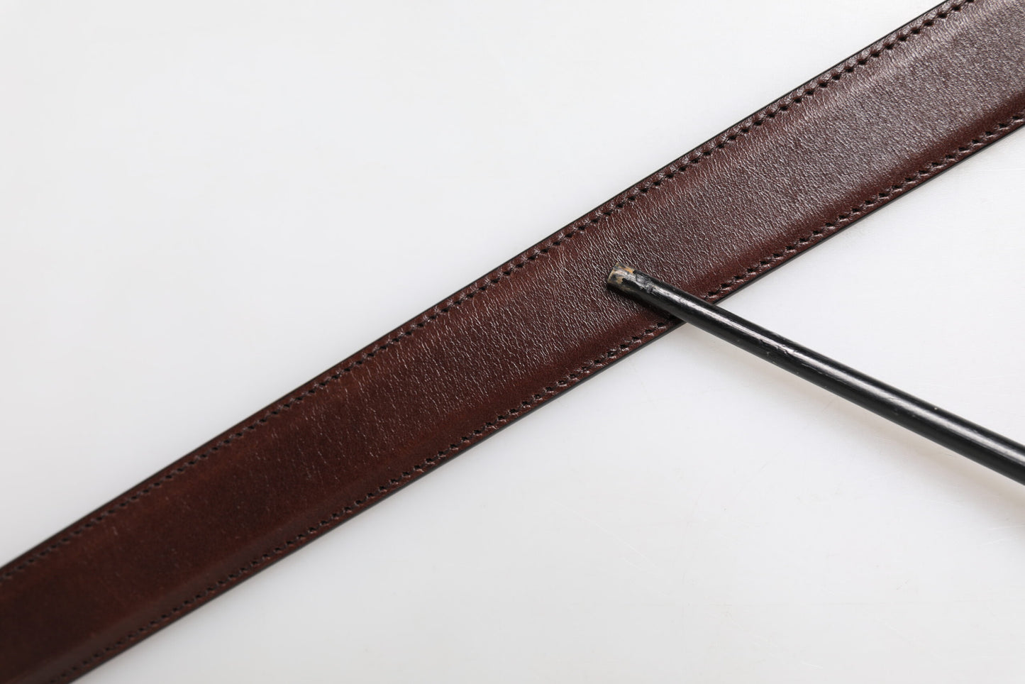 Dolce & Gabbana Brauner klassischer silberner Logo-Gürtel mit Metallschnalle