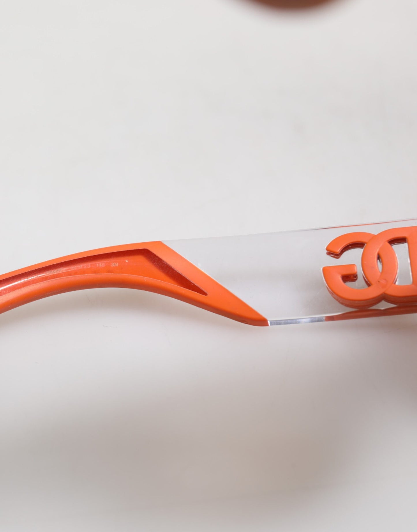 Dolce & Gabbana Orange Reborn To Live Oval Frame Logo Eyewear Sonnenbrille