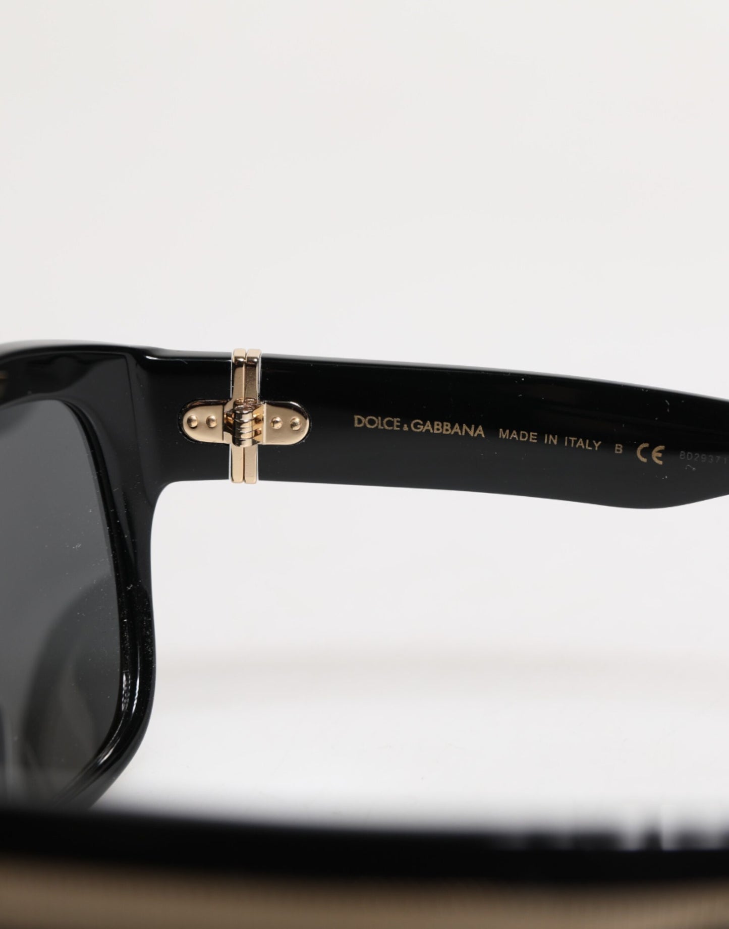 Dolce & Gabbana Schwarze quadratische Acetatfassung DG4398-F Eyewear Sonnenbrille