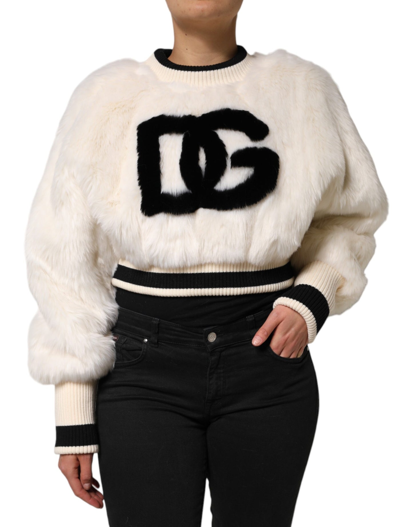 Dolce & Gabbana Weißer Cropped DG Sweatshirt Pullover aus Kunstfell