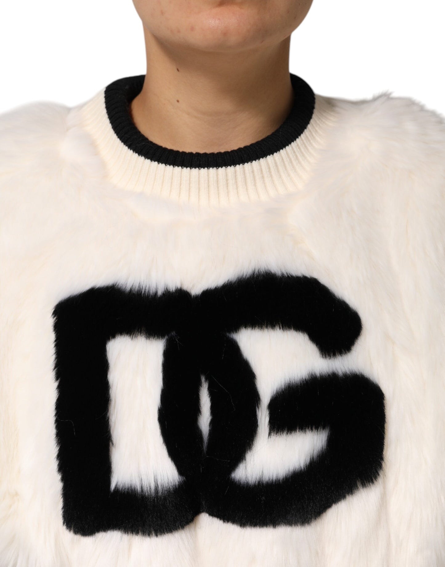 Dolce & Gabbana Weißer Cropped DG Sweatshirt Pullover aus Kunstfell