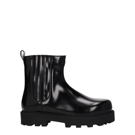Givenchy Schwarze Lederstiefeletten