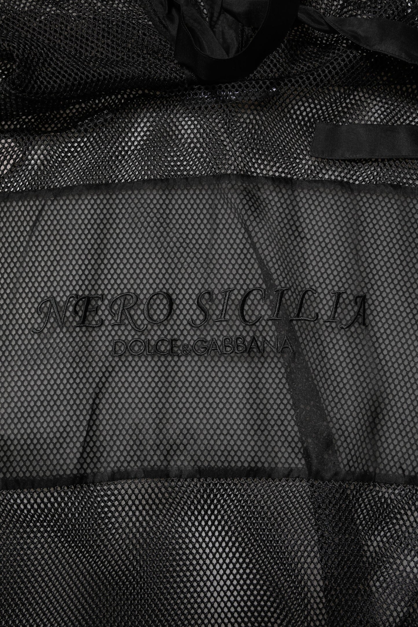 Dolce & Gabbana Schwarzer Pullover mit durchsichtiger Kapuze