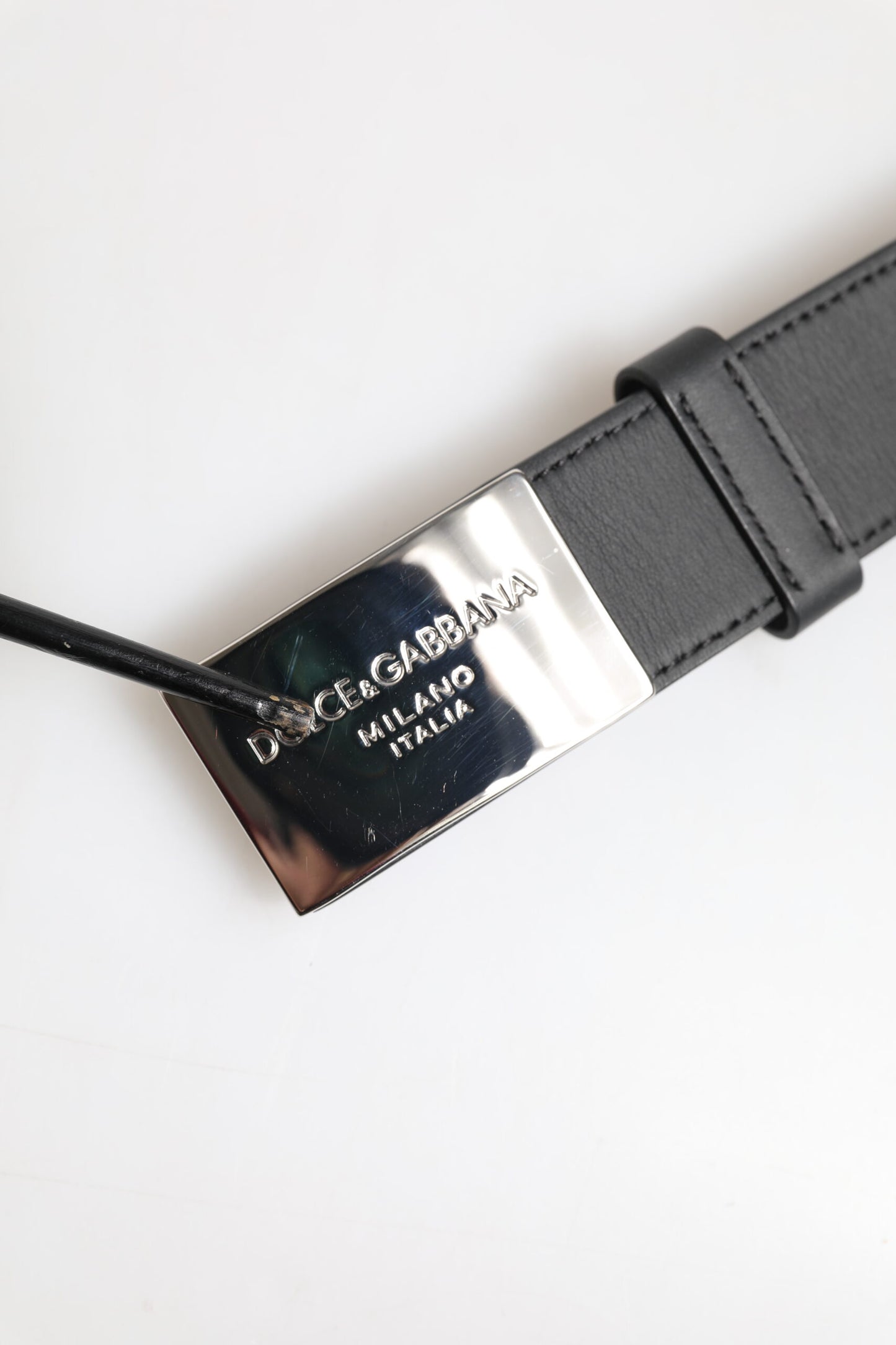 Dolce & Gabbana Schwarzer Leder Gürtel mit klassischer Metall-Logo-Schnalle