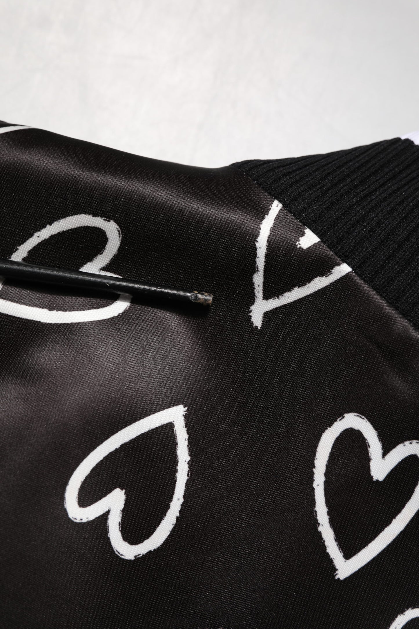 Dolce & Gabbana Schwarze Polyester-Bomberjacke mit Herz-Print