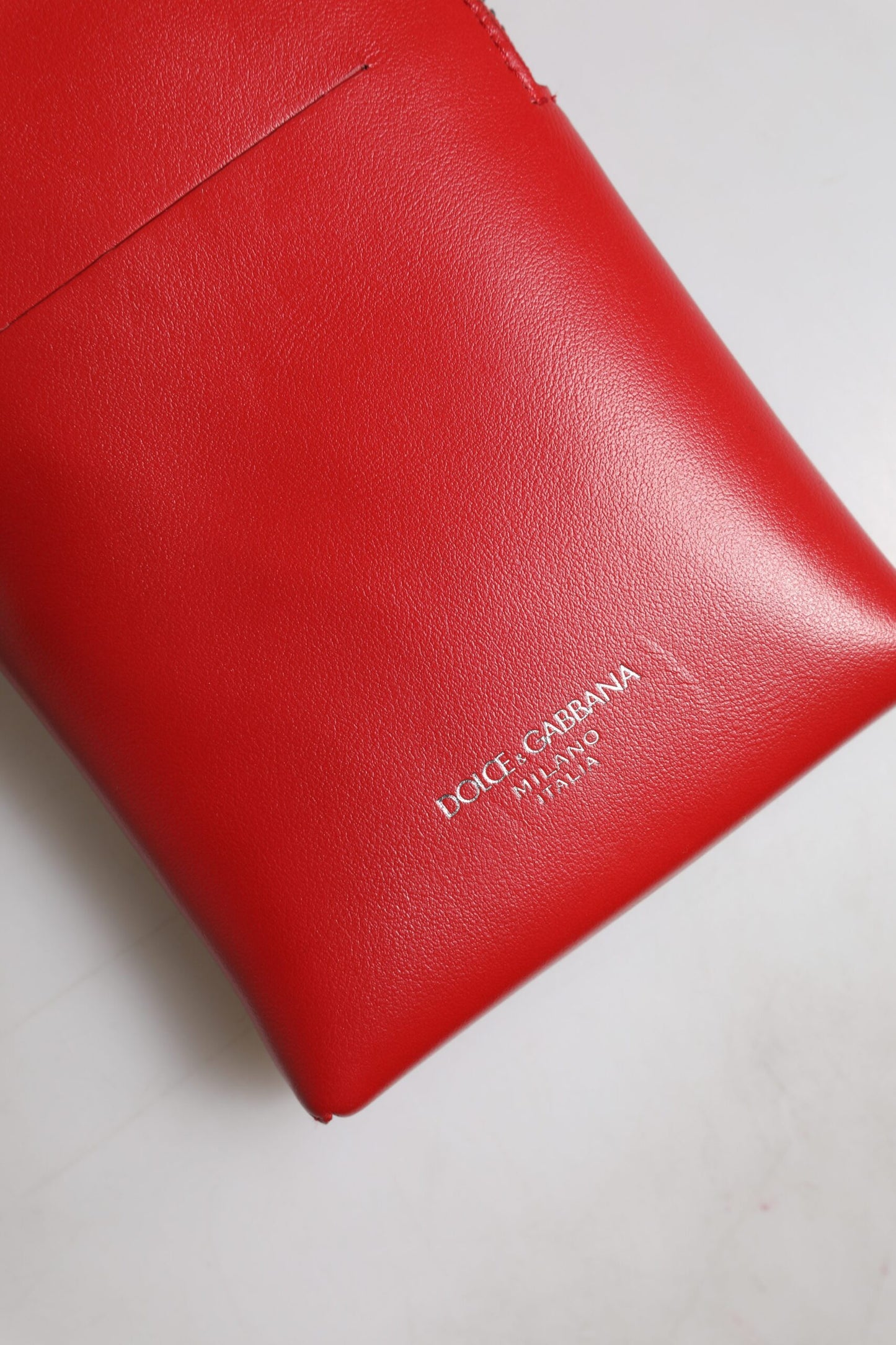 Dolce & Gabbana Rotes Leder Portemonnaie Telefon Sling Crossbody Neck Strap Tasche