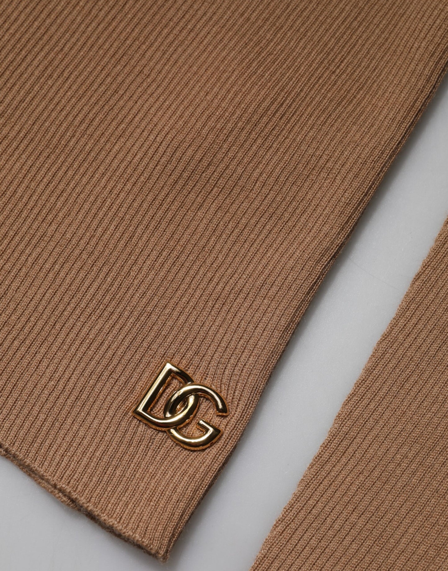 Dolce & Gabbana Brauner Strickpullover mit langen Ärmeln und Rollkragenpulli