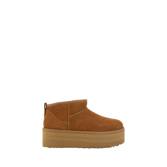 UGG Klassische Ultra Mini Plateaustiefel