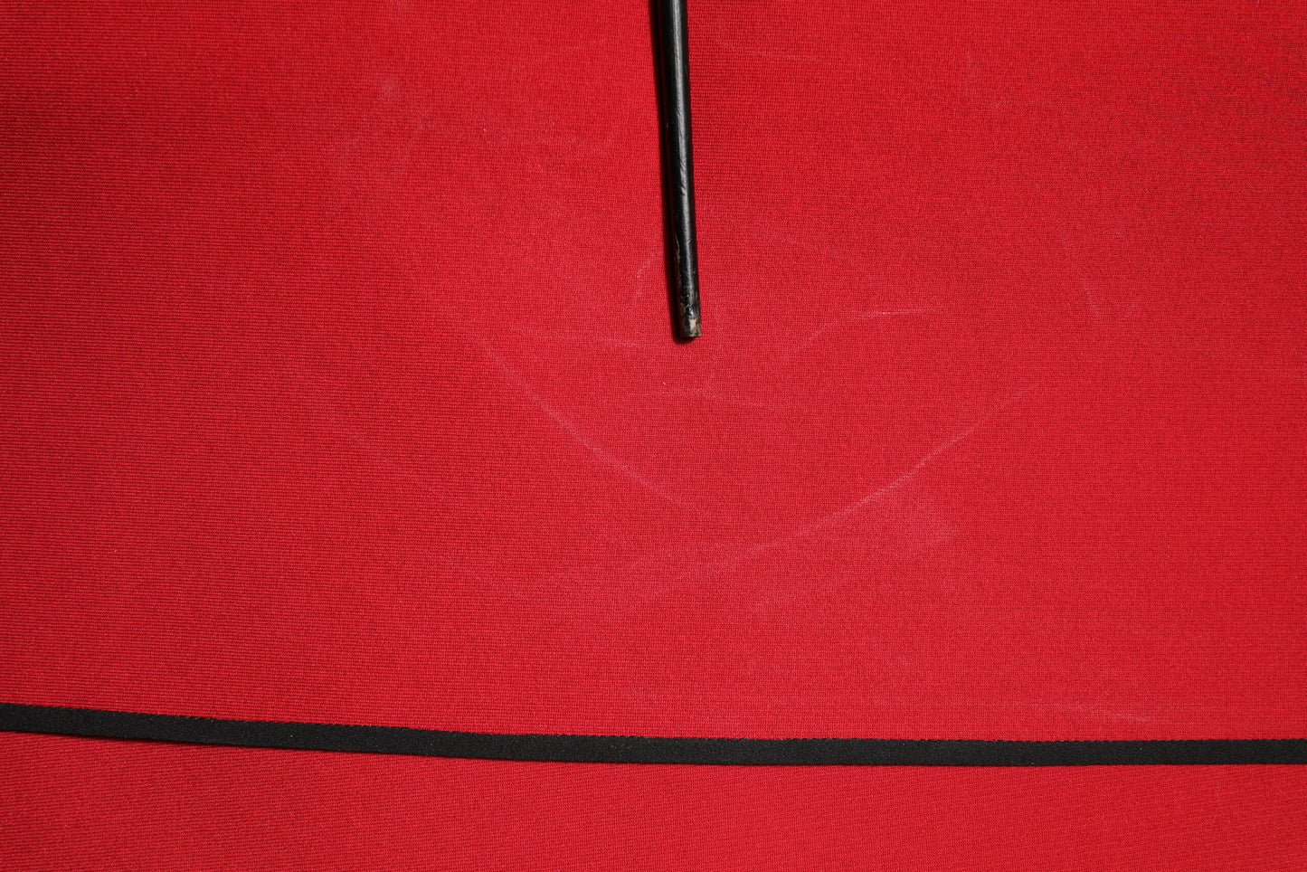 Dolce & Gabbana Rotes Viskose-Stretch-Scheide-Midikleid mit Schlitz