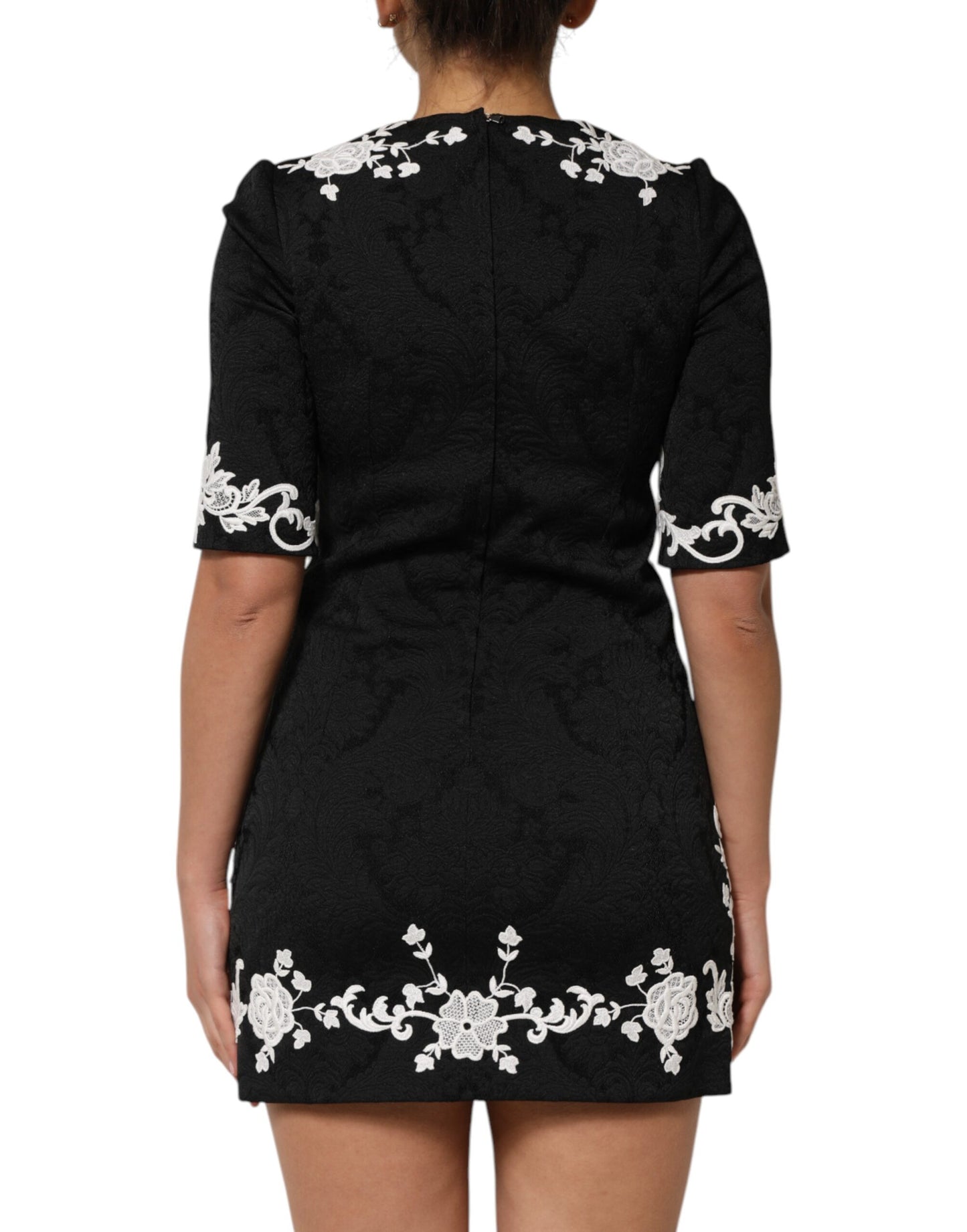 Dolce & Gabbana Schwarzes Kleid mit kurzen Ärmeln und Spitzenbesatz in A-Linie