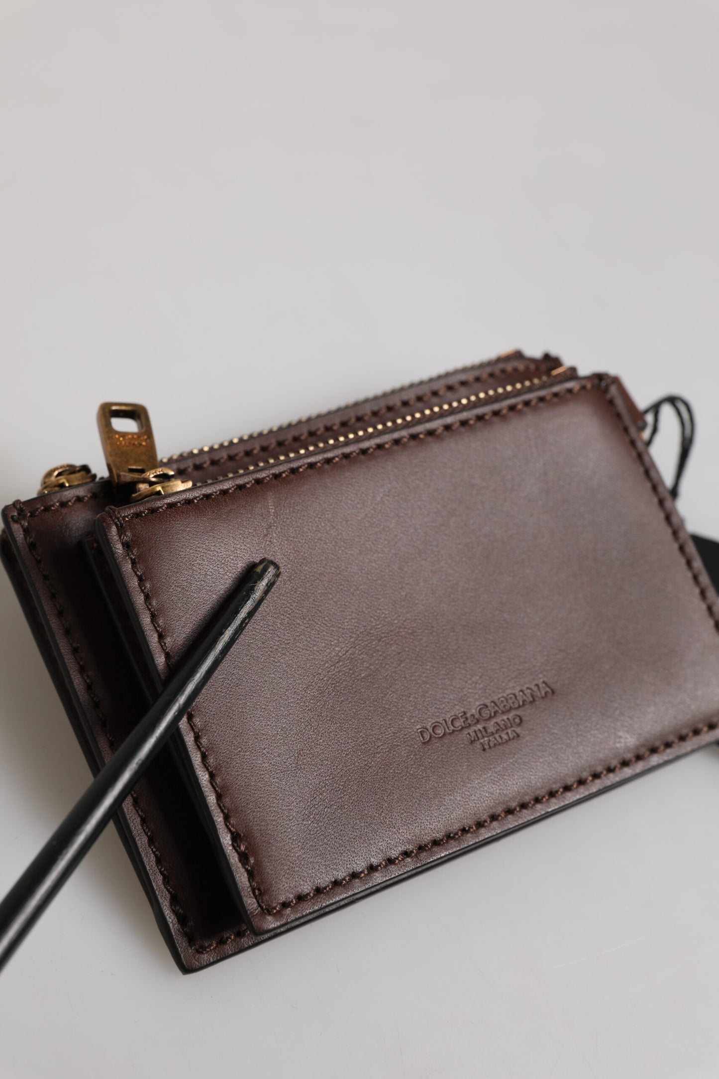 Dolce & Gabbana Braunes Kalbsleder Zip Logo Schlüsselanhänger Münzgeldbörse Männer Brieftasche