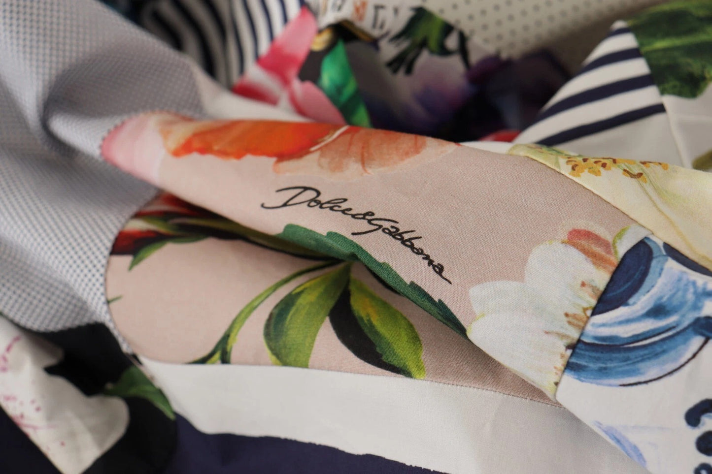 Dolce & Gabbana Mehrfarbiges Mini-Schlagkleid aus Popeline mit Blumenmuster