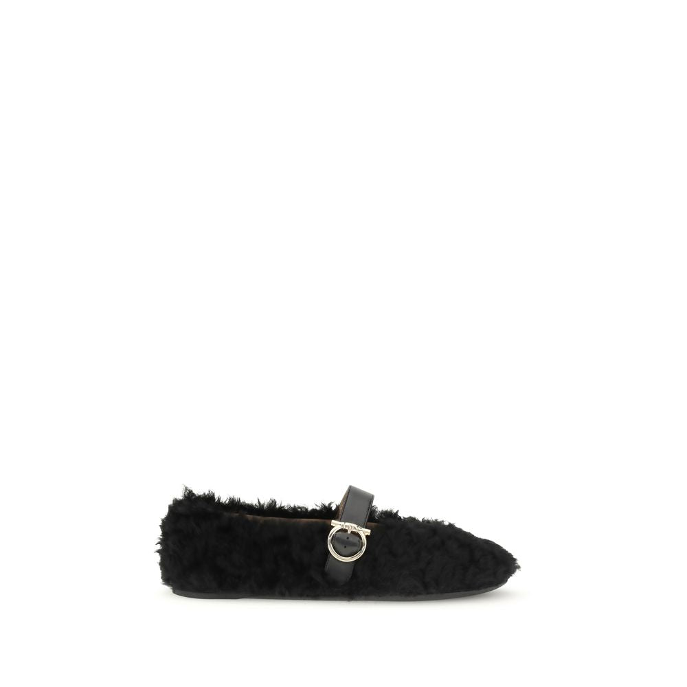 Ferragamo Gancini-beschmückte Ballerinas