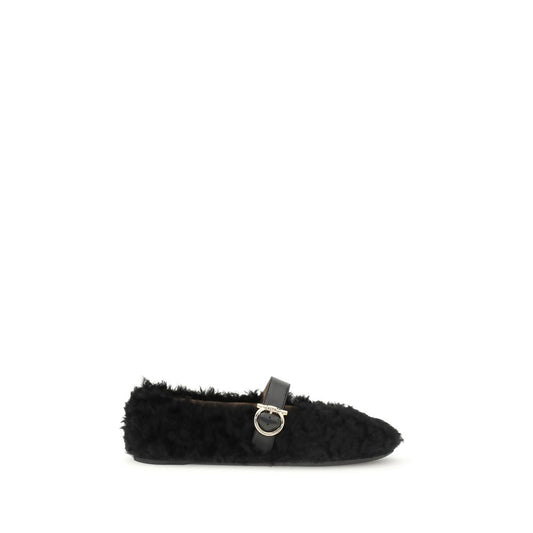 Ferragamo Gancini-beschmückte Ballerinas